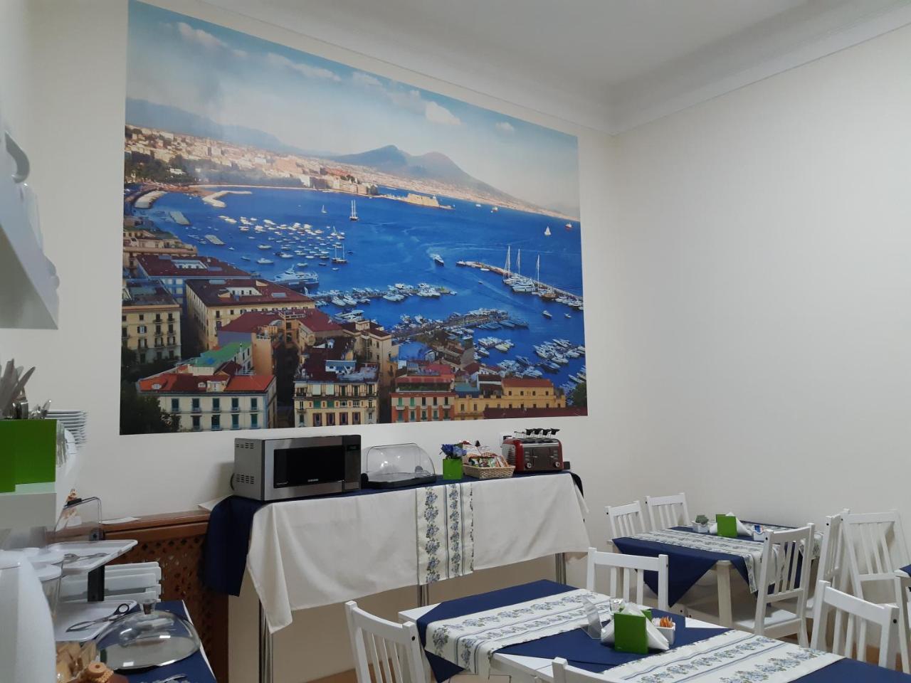 B&B Foria 210 Naples Exterior photo