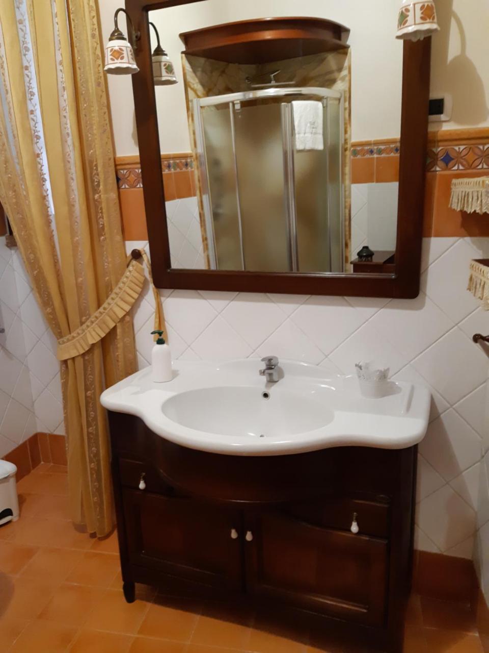 B&B Foria 210 Naples Exterior photo